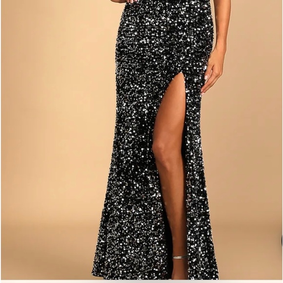 NWT Lulus formal dress - Picture 3 of 6